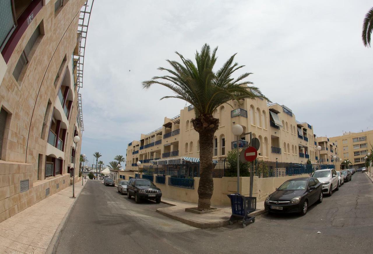 Azucena Apartment *