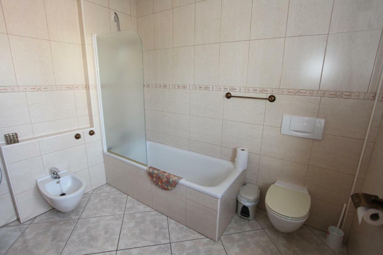 Castillo De Dona Maria Mit Drei Apartamenten