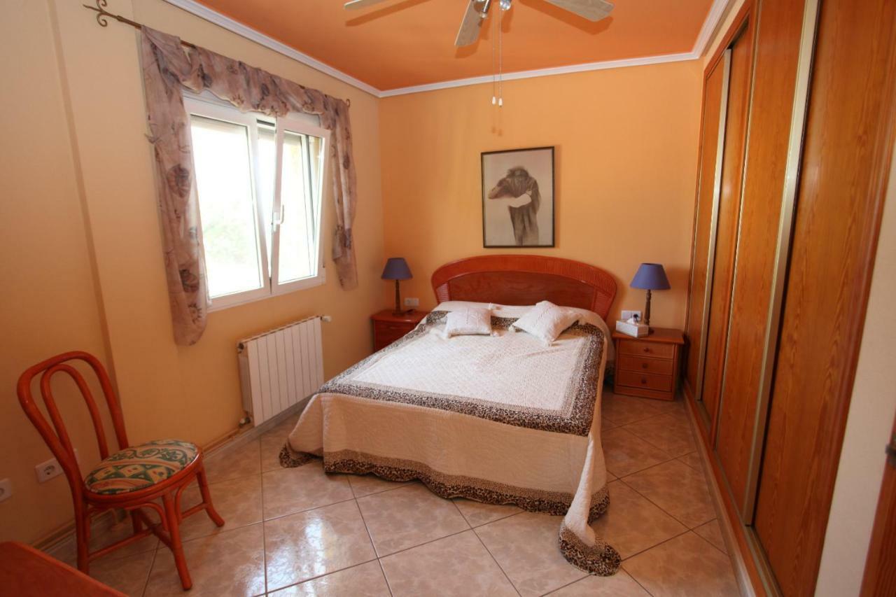 Castillo De Dona Maria Mit Drei Apartamenten Orihuela