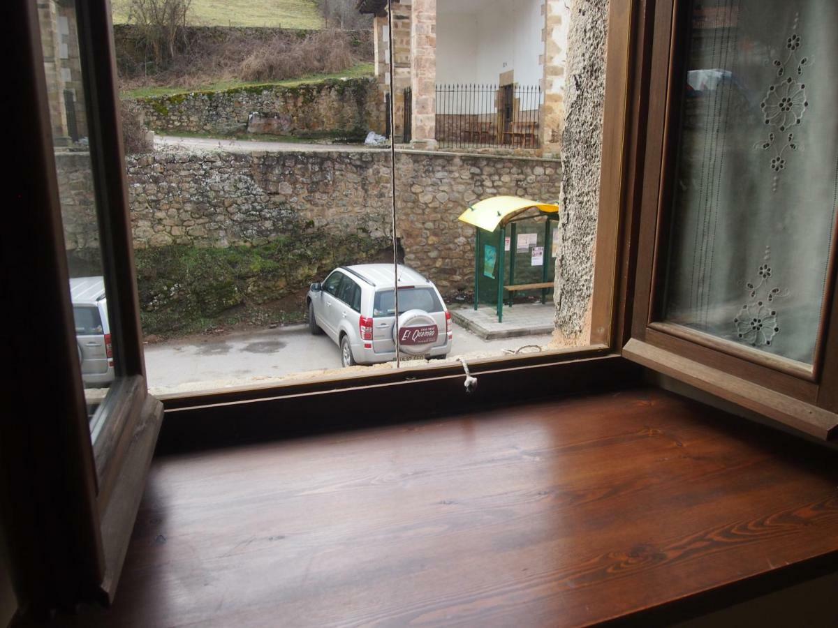 Casa Rural El Quemao Country house *