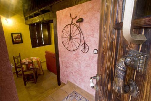 Casas Herrenales De Ulaca Country house