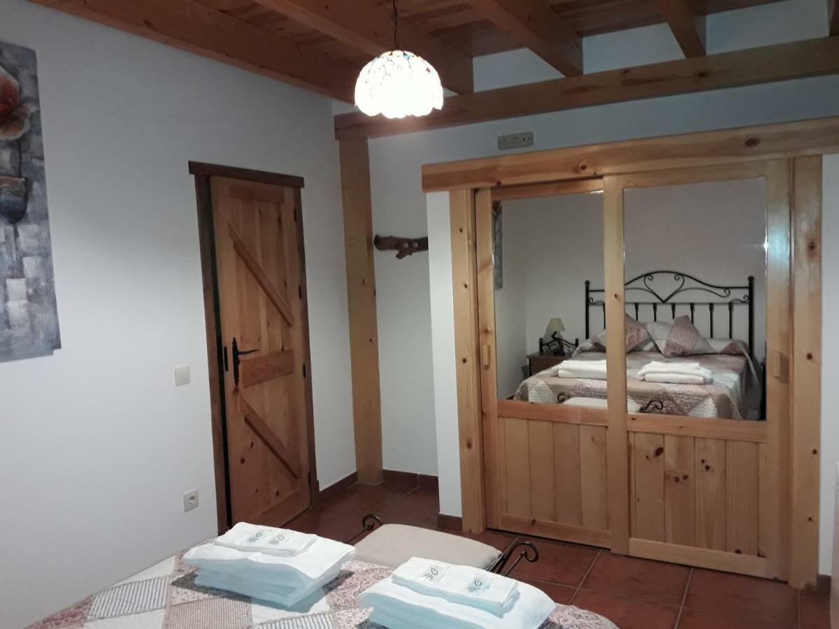 El Rondillo De Gredos Hoyos del Collado