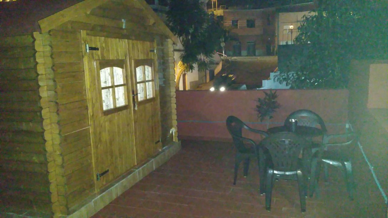 Casa *