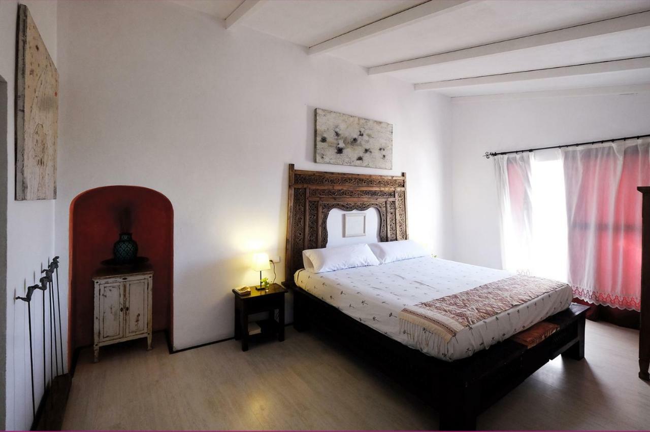 La Casa De La Luz. Artisthome Almodovar del Rio
