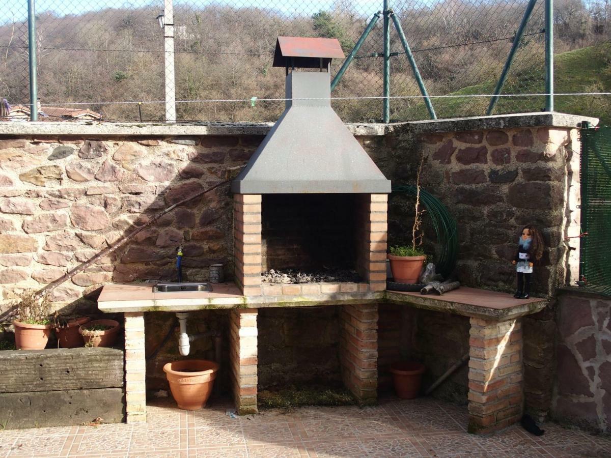 Casa Rural Txolinenea * Lantz