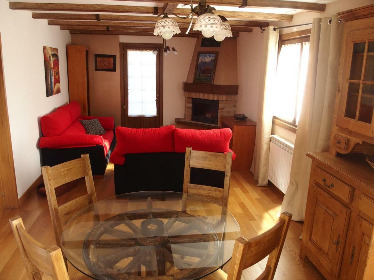 Casa Rural Txolinenea Country house *
