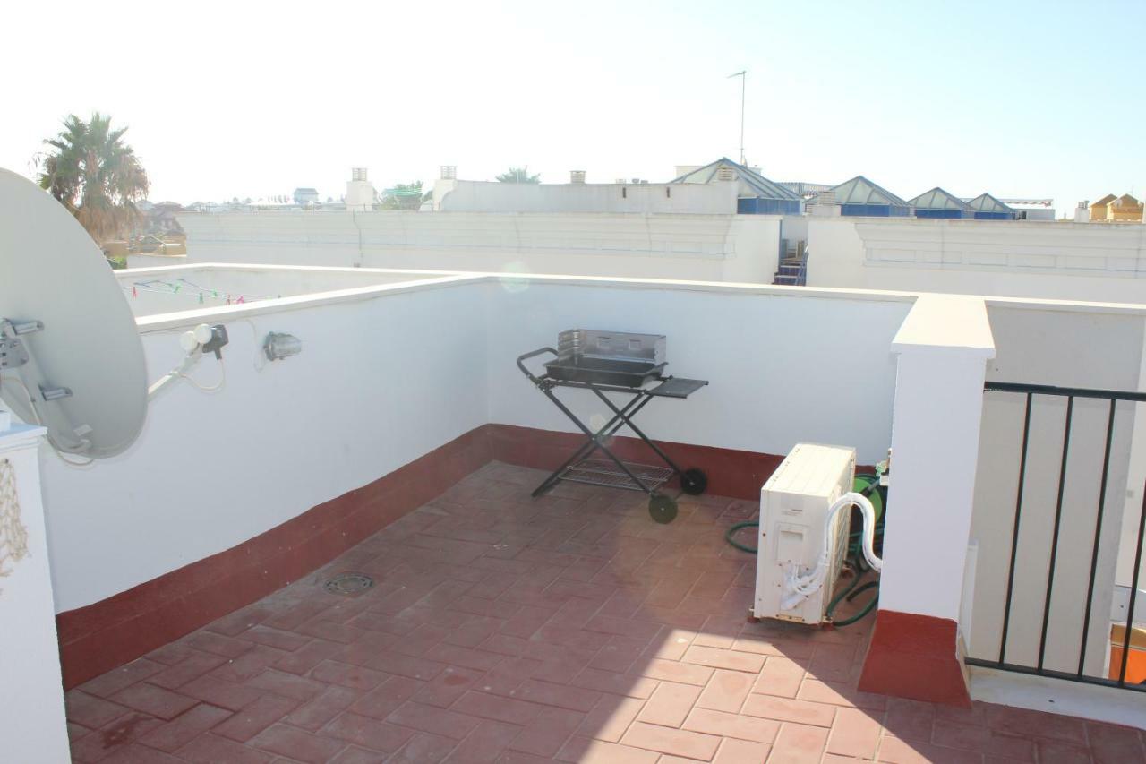 Atico Golf Y Playa Parking&wifi Apartment