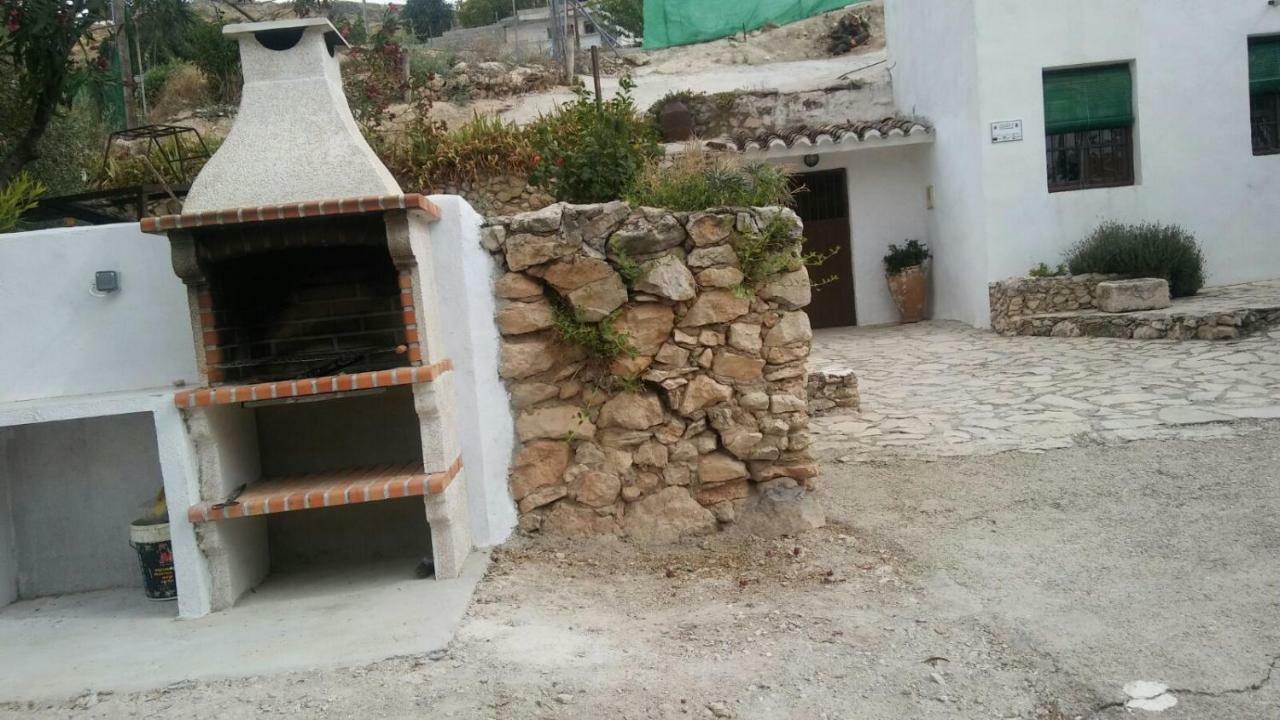Country house Cueva Rural La Noguera *