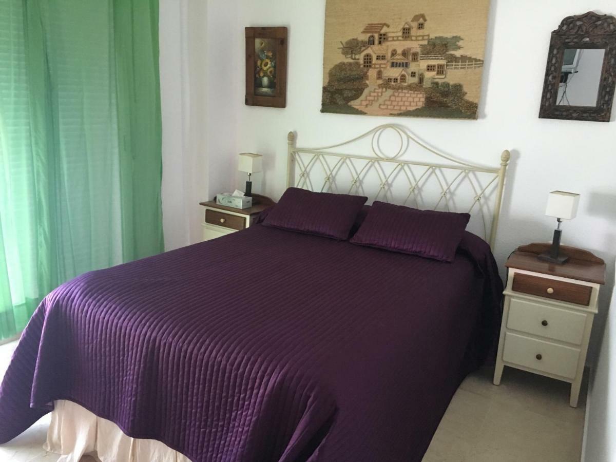 Atico Golf Y Playa Parking&wifi Apartment