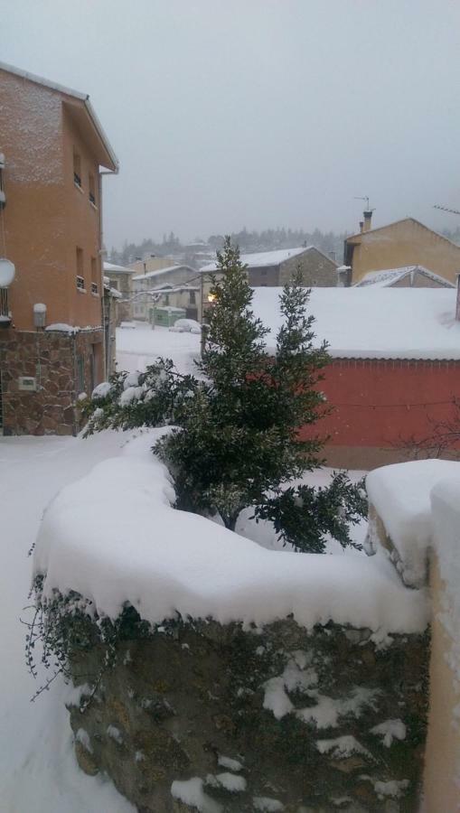 Casa Sierra Norte Madrid Сasa de vacaciones Lozoya