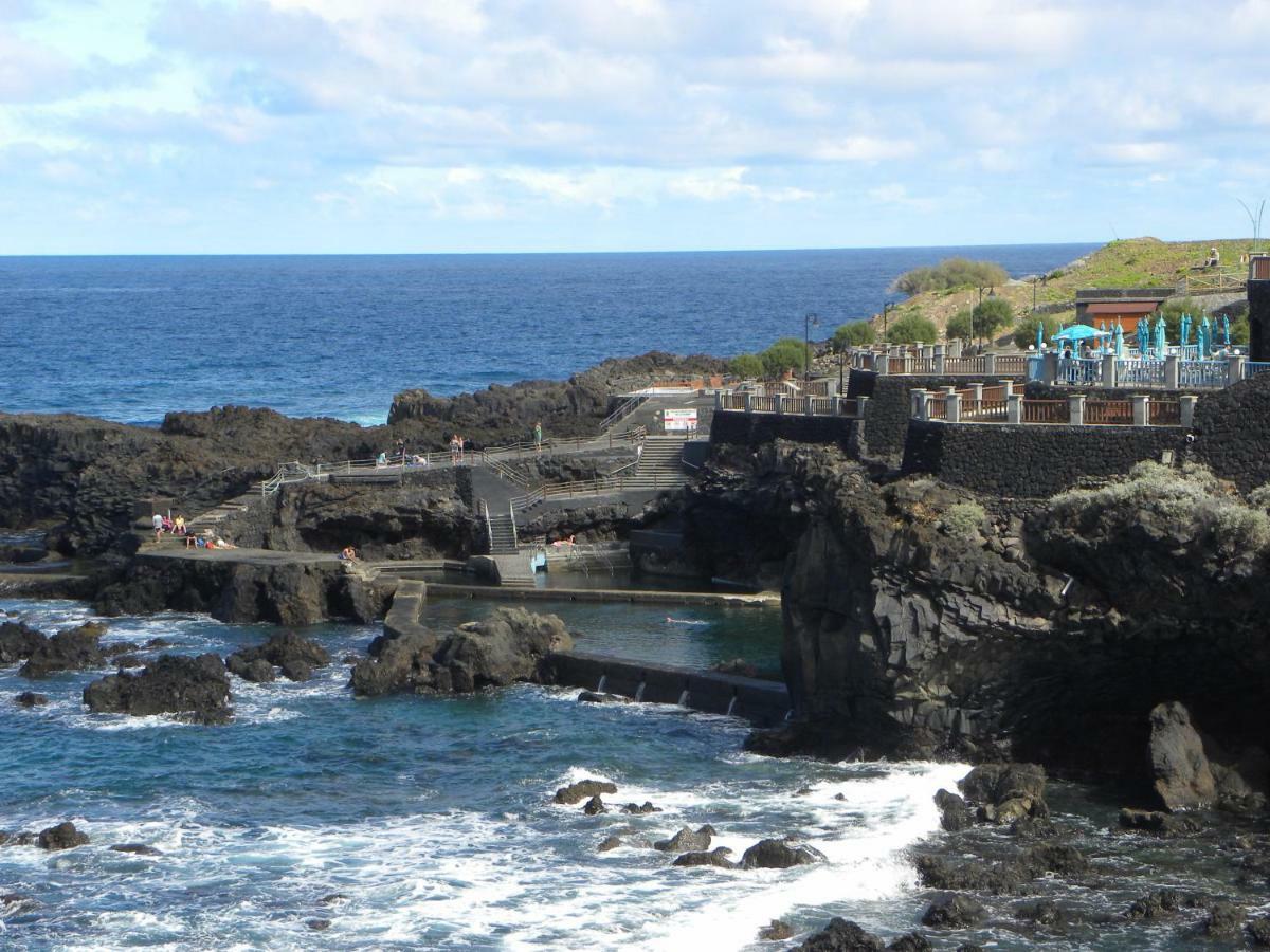 Apartamento En Piscinas Naturales.