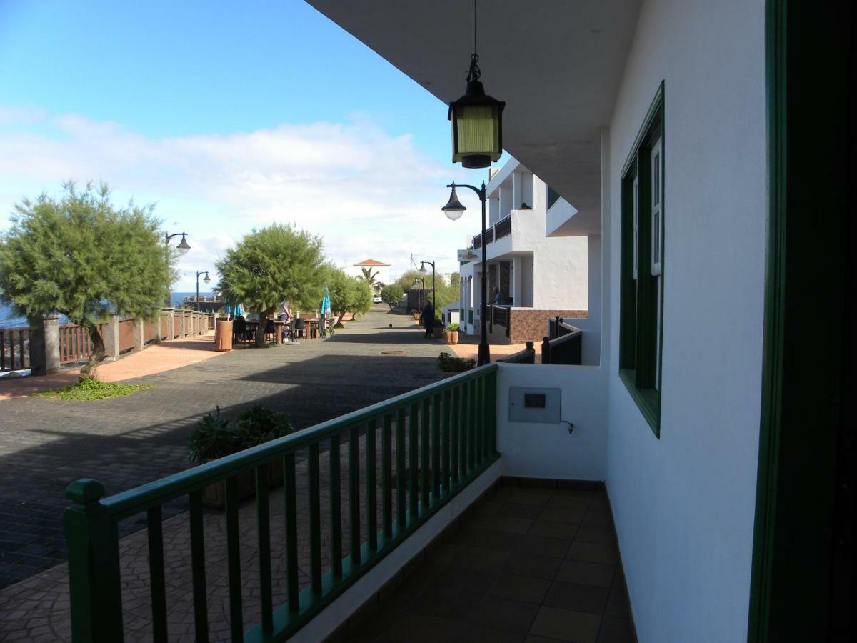 En Piscinas Naturales. Apartamento *