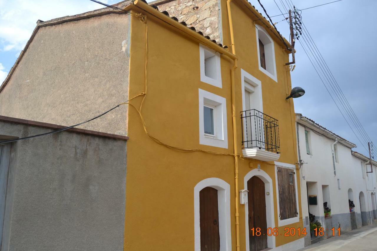 Cal Llorenc Country house *