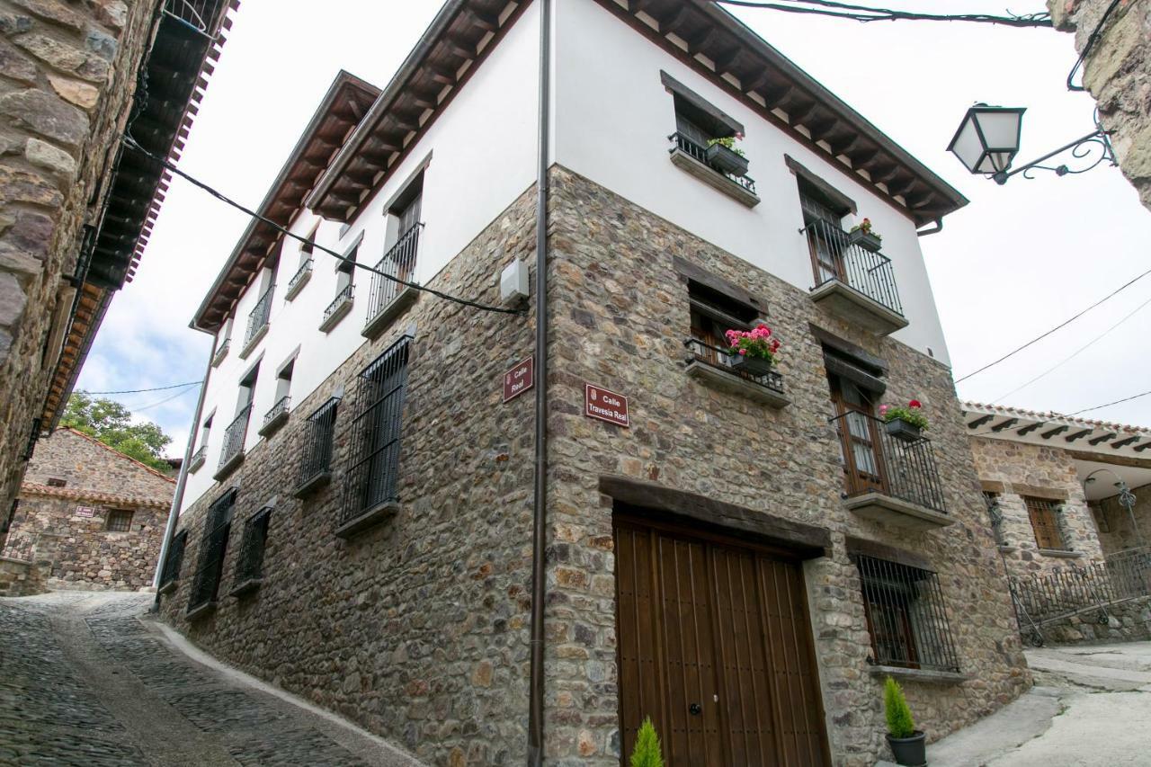 La De Country house *