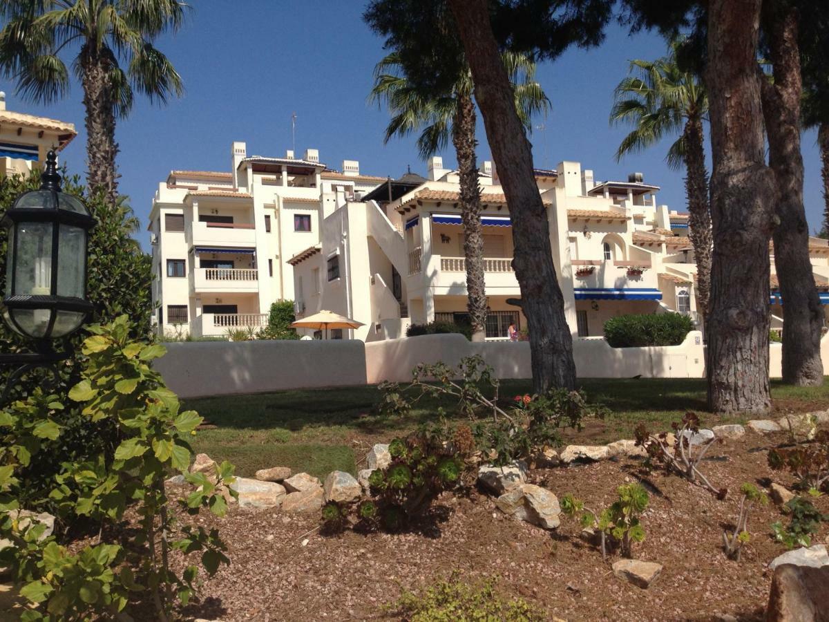 Casa Lovia * Dehesa de Campoamor (Orihuela Costa)
