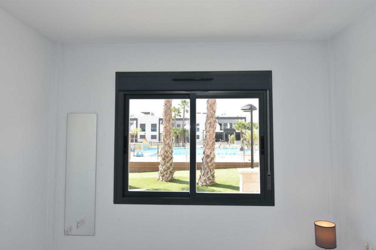 Oasis Vi South Facing Pool View La Zenia Apartment *