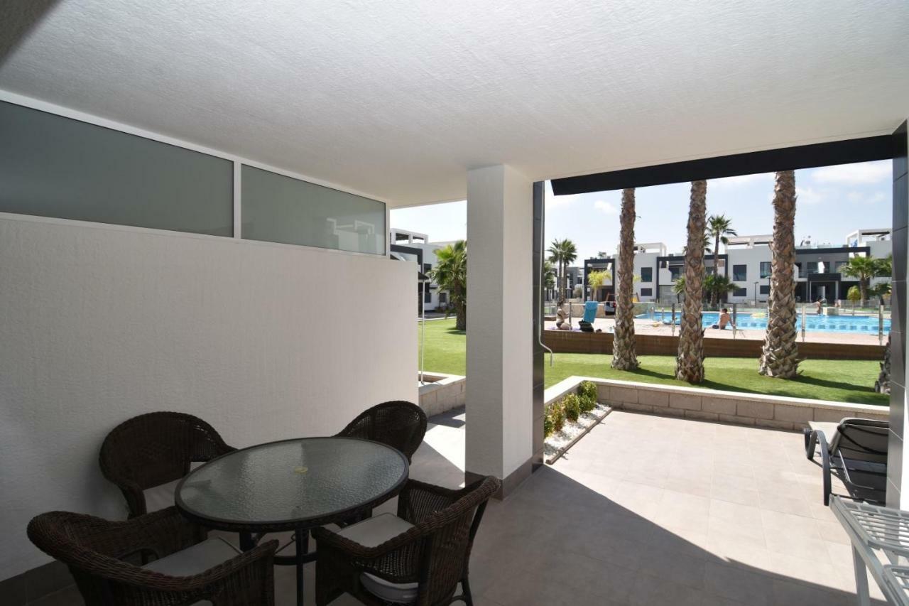 Oasis Vi South Facing Pool View La Zenia Apartment *