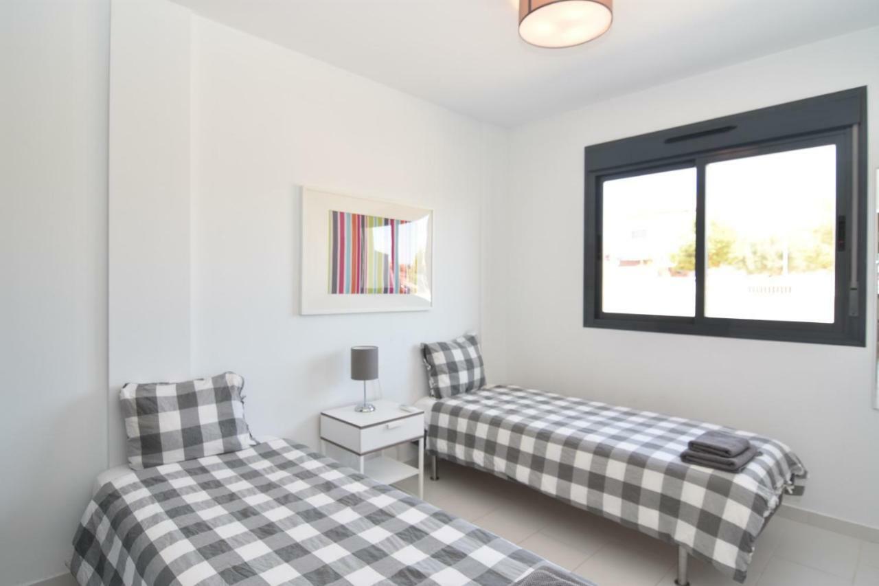 Oasis Vi South Facing Pool View La Zenia Apartment *