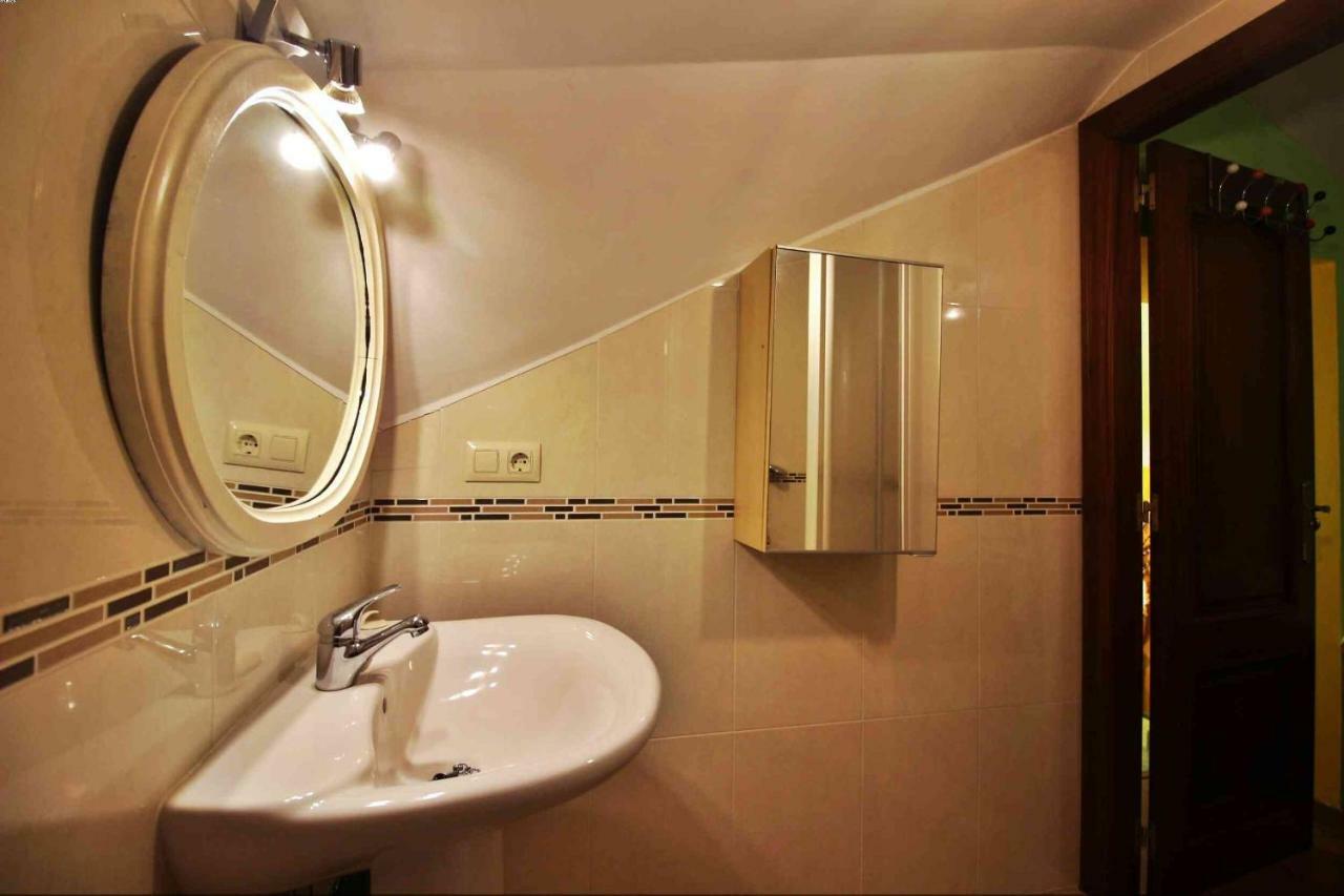 Holiday home Casa Caramanchon