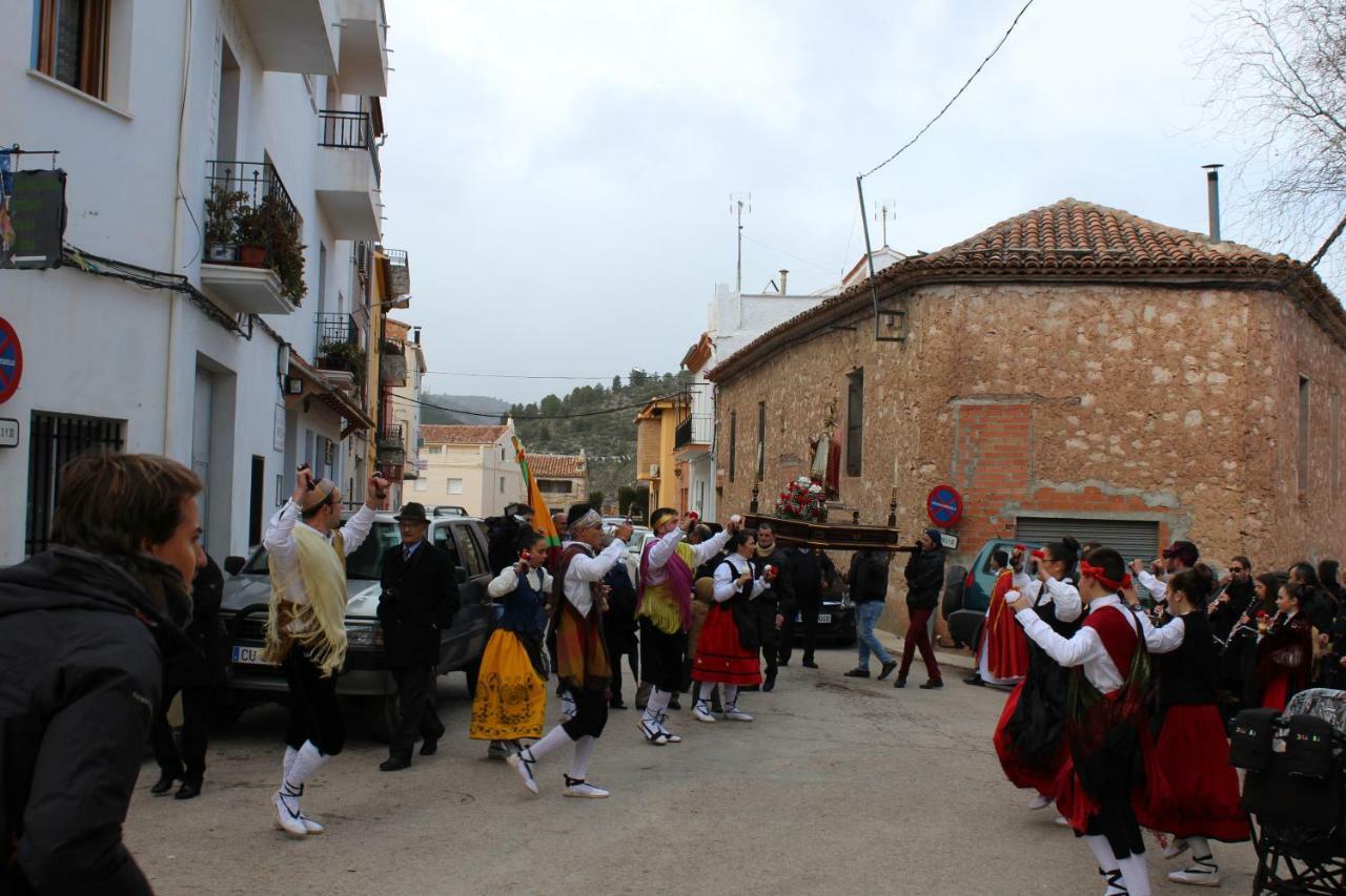 Manolon * Santa Cruz de Moya