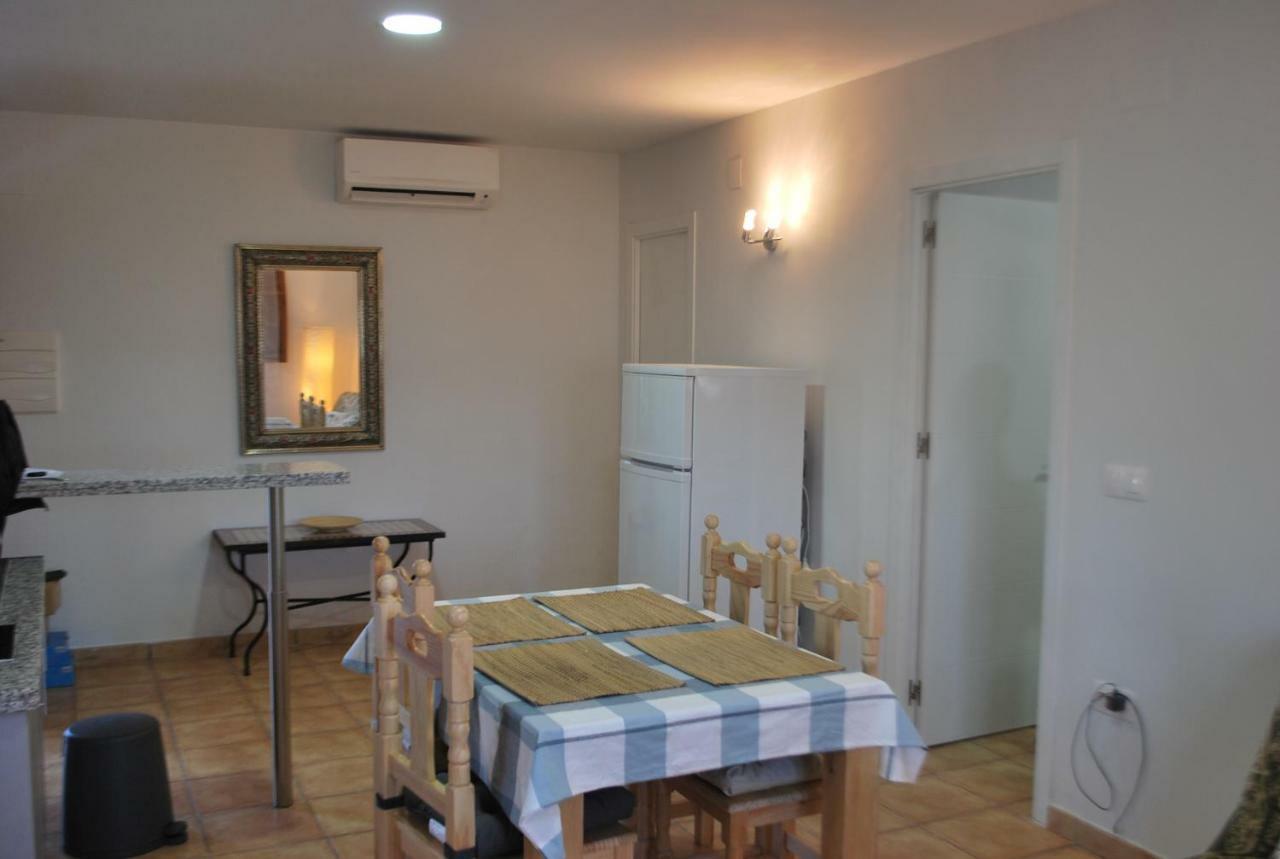 Encinar De Aguas Blancas Country house