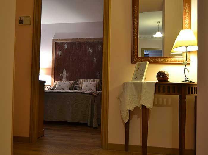 Cal Fuster De La Placa Bed and breakfast Sant Martí de Tous