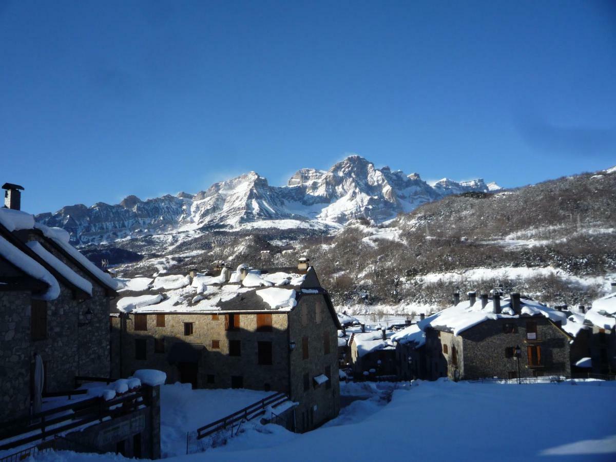 Vistas Espectaculares, Wifi Y Parking Apartment El Pueyo de Jaca