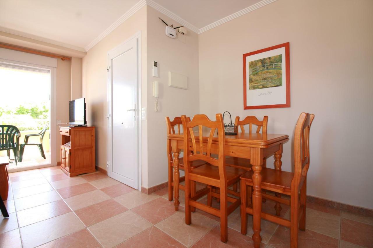 Holidays 2 Apartment *