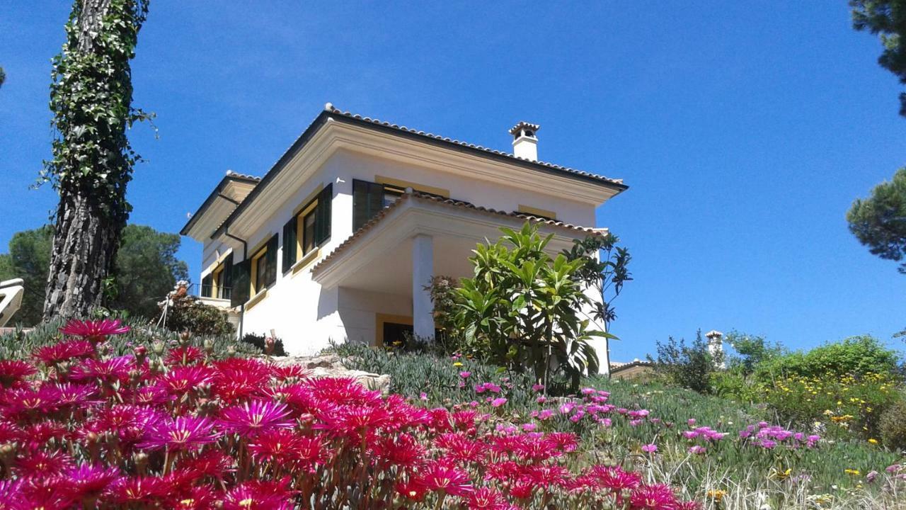 Holiday home Casa Encantadora Con Piscina Privada Y Chimenea Las Jaras