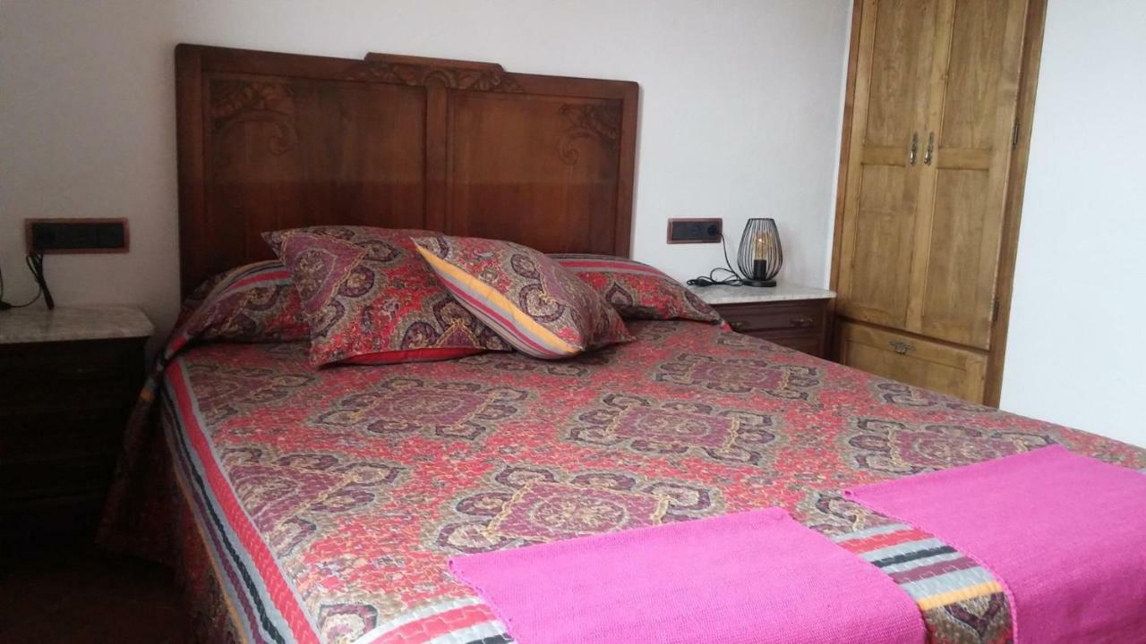 Can Cruset Agroturisme Agroturismo *