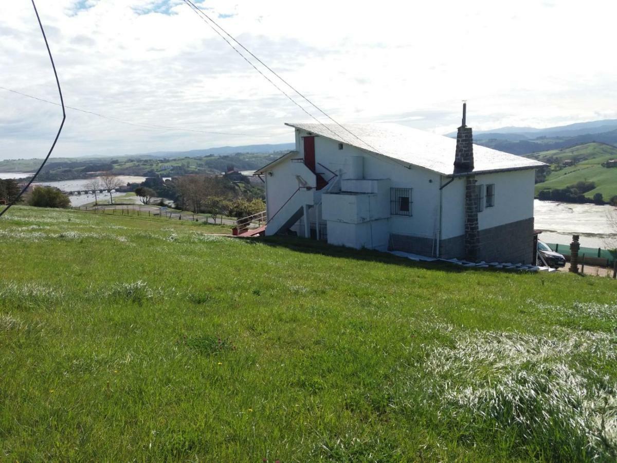 Santillan San Vicente De La Barquera
