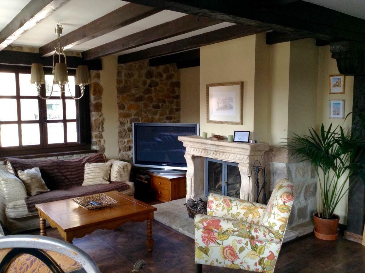 Casa Rural El Concejo De Country house