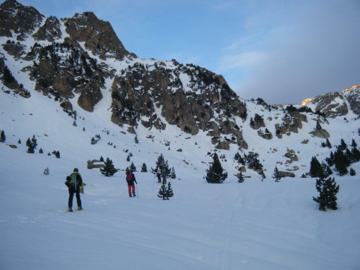 Amaroq Explorers Basecamp