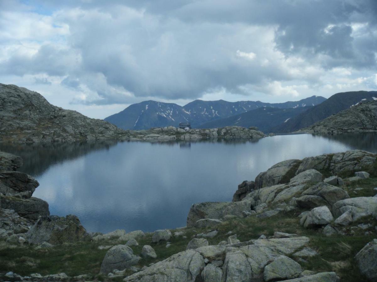 Сasa de vacaciones Amaroq Explorers Basecamp *