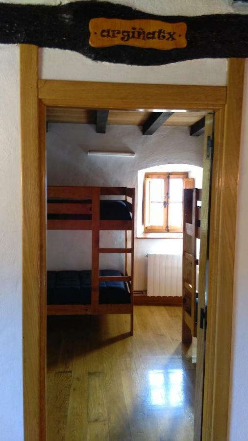 Mandoia Aterpetxea Hostel *
