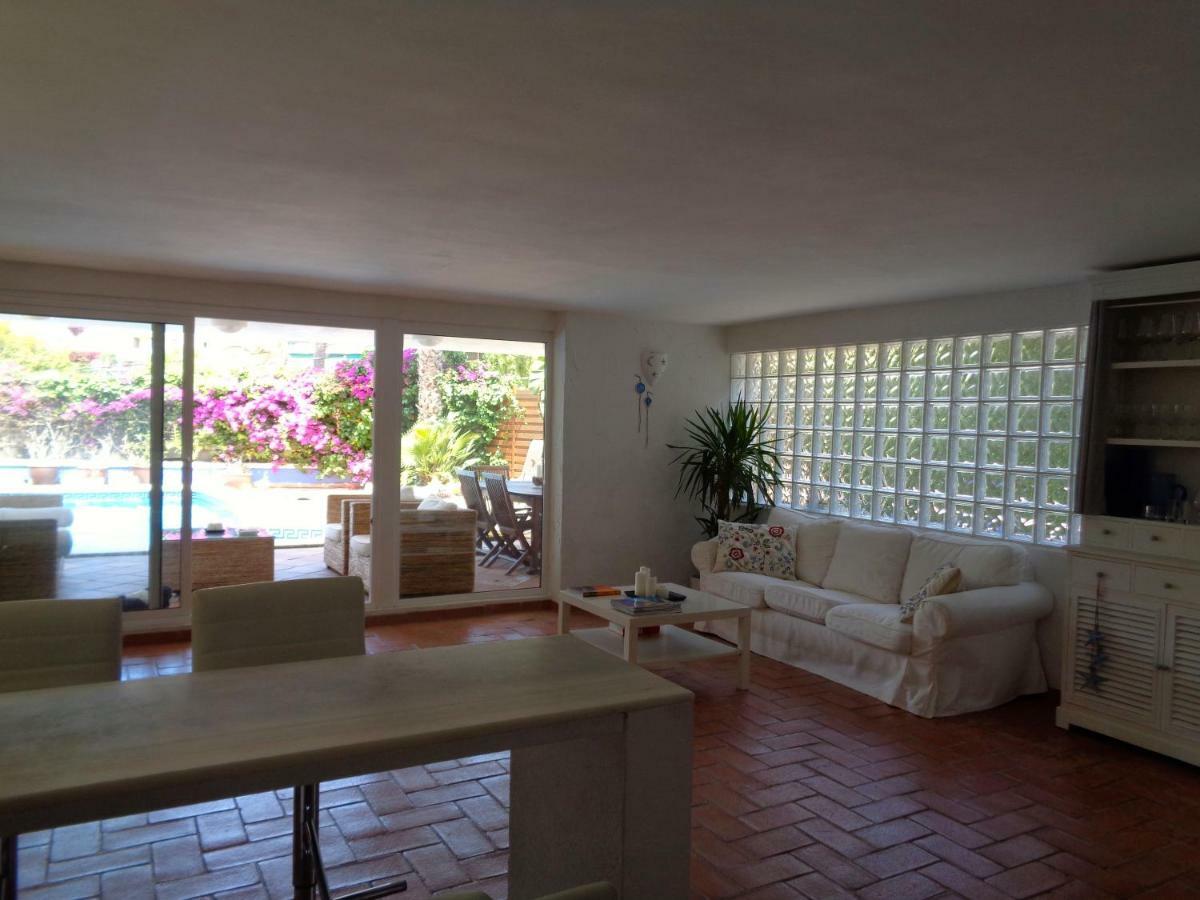 Apartamento Vallpineda Apartment *