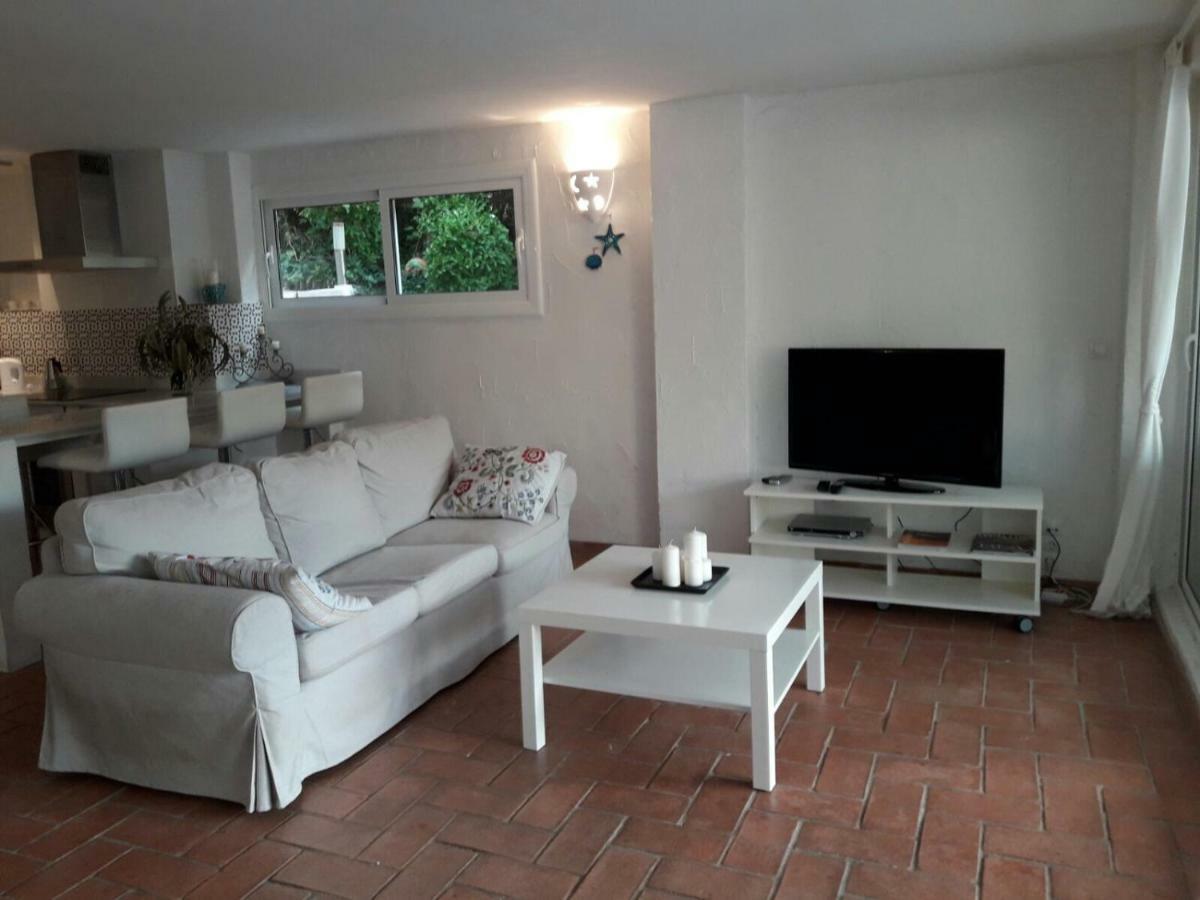 Apartamento Vallpineda Apartment