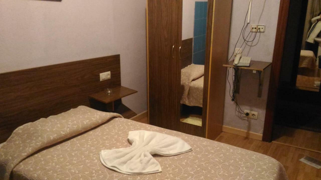 Guest house Hostal Goias