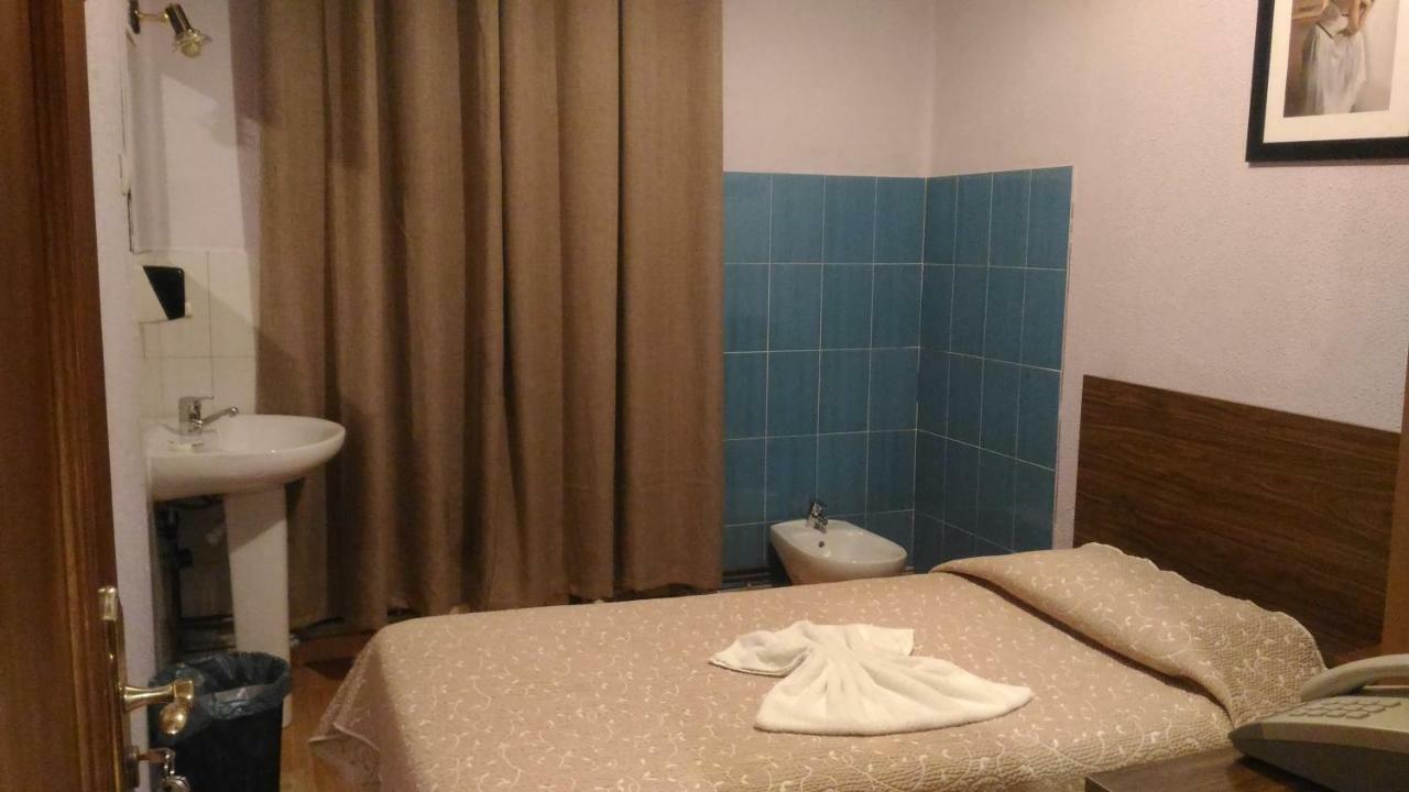 Hostal Goias