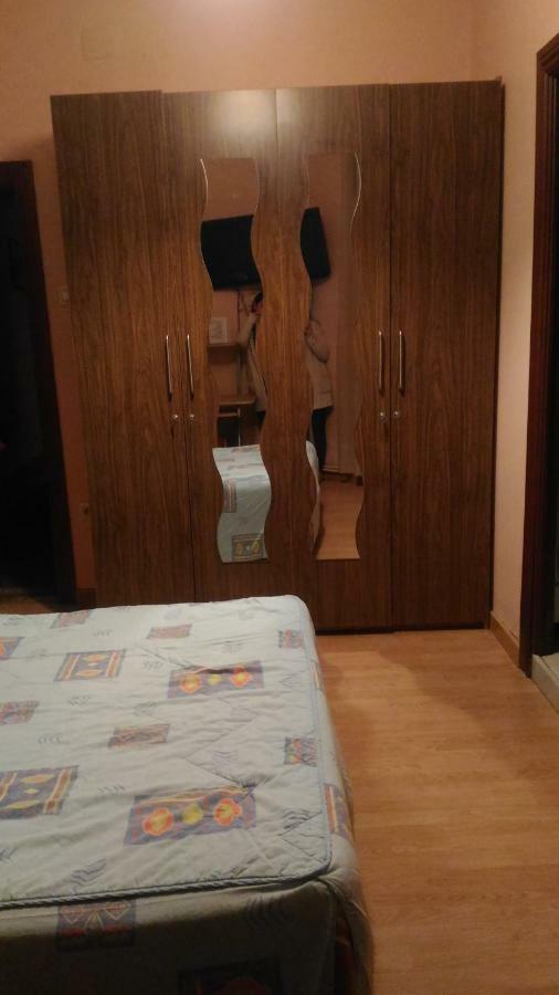 Hostal Goias Guest house