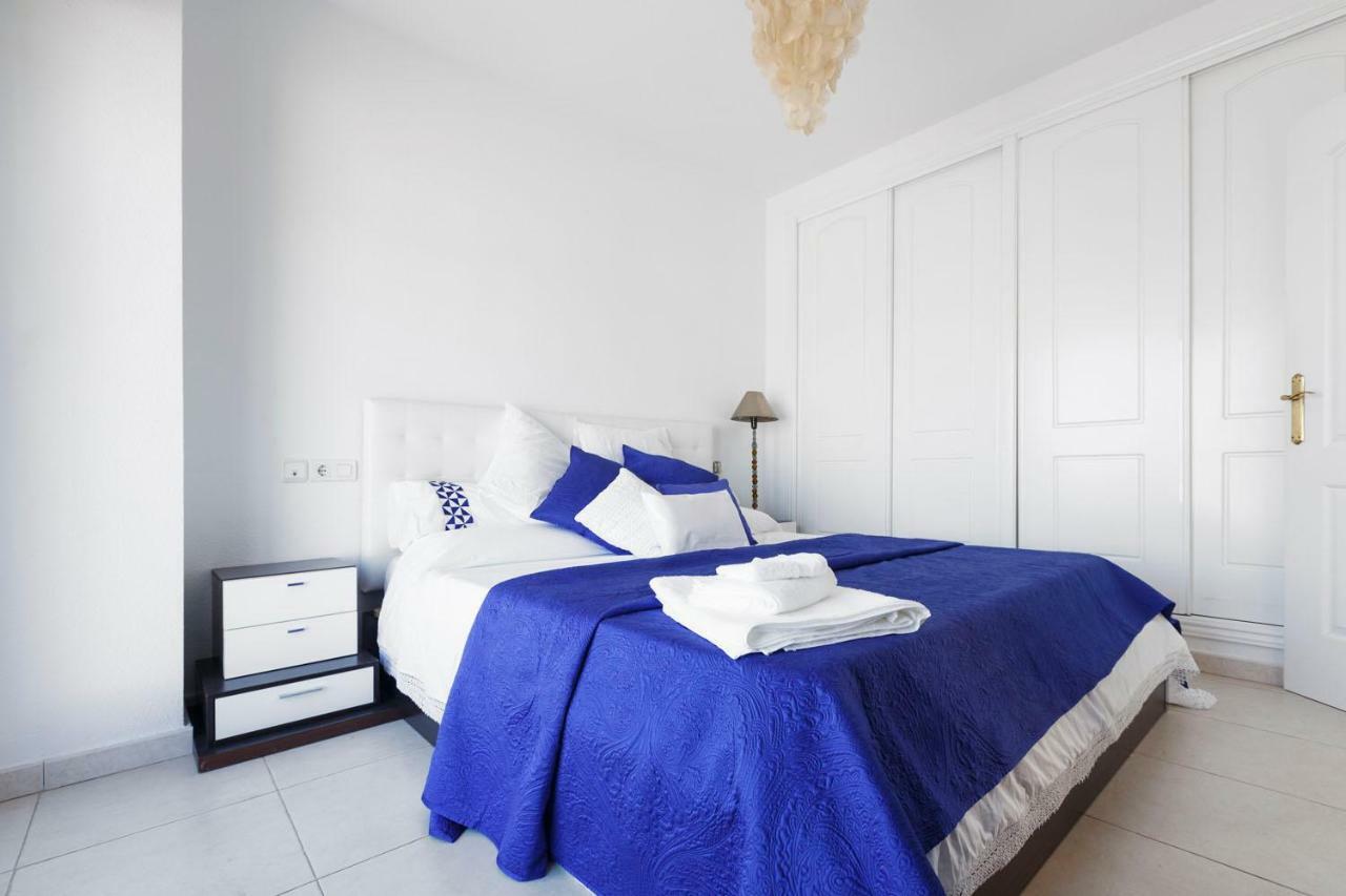 Bright With Salt Water Pool Villa El Campello