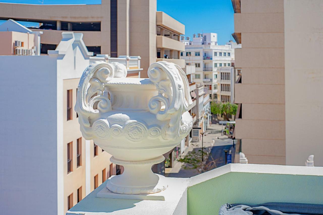 & Terrace 4d Apartment