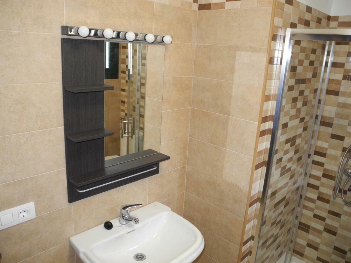 Colombia Ap 5 * Puerto del Carmen (Lanzarote)