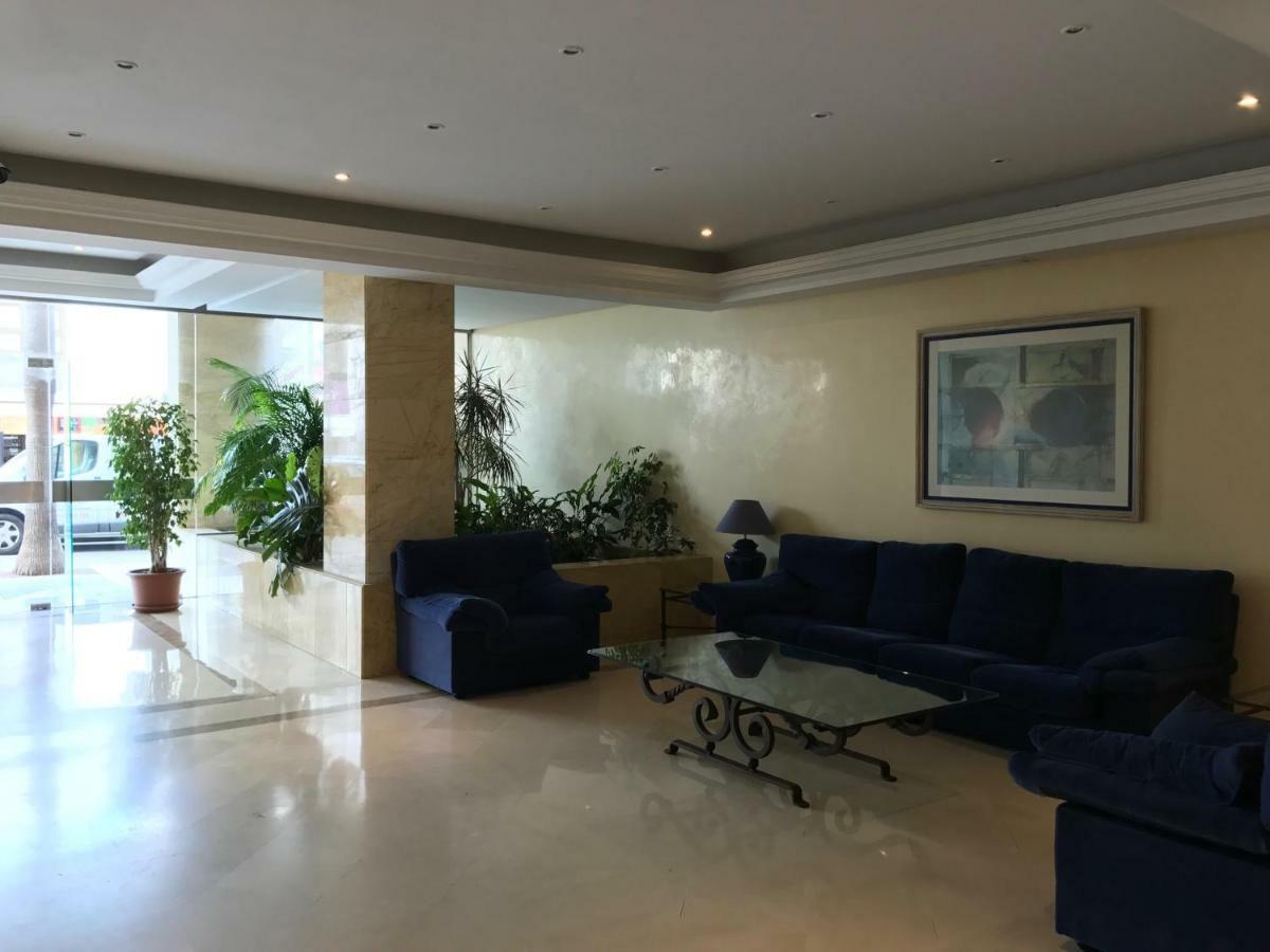 Apartamento Marina Banus - Frontline Beach - Puerto Banus *
