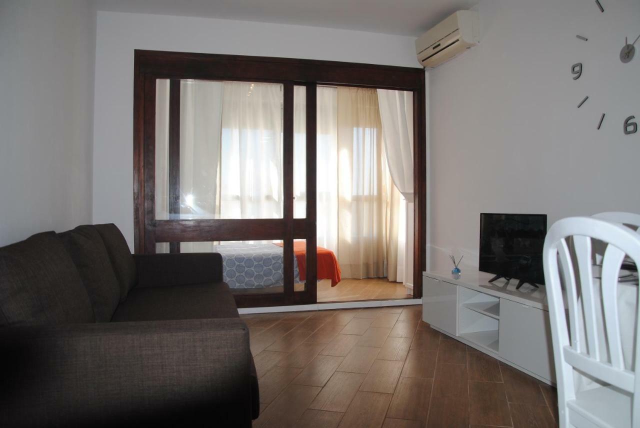Apartamento Apartamento Cerca De La Playa Y Campo De Golf Con Piscina