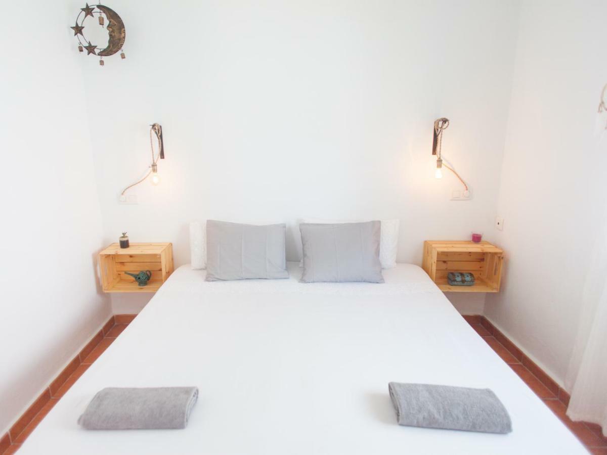 Cozy House - & Parking Apartment