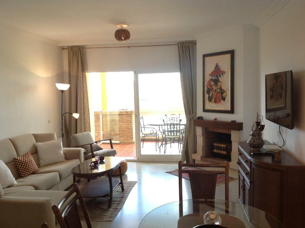 2 Bed Penthouse, Rooftop Terrace, Panoramic Views *