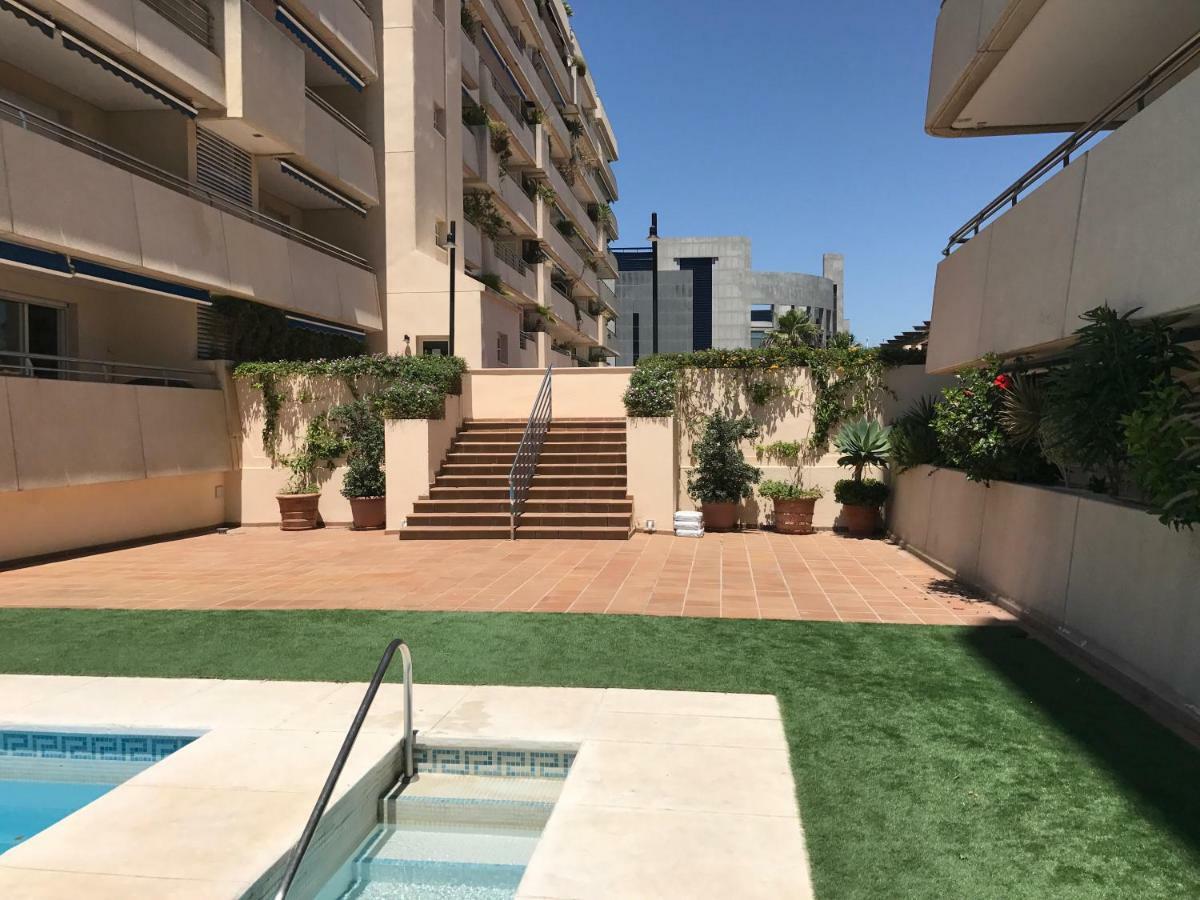 Apartamento Marina Banus - Frontline Beach - Puerto Banus