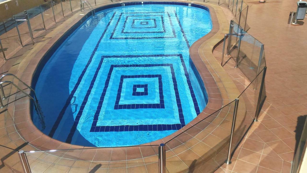 Aircon Pool View Nr Yumbo Apartamento