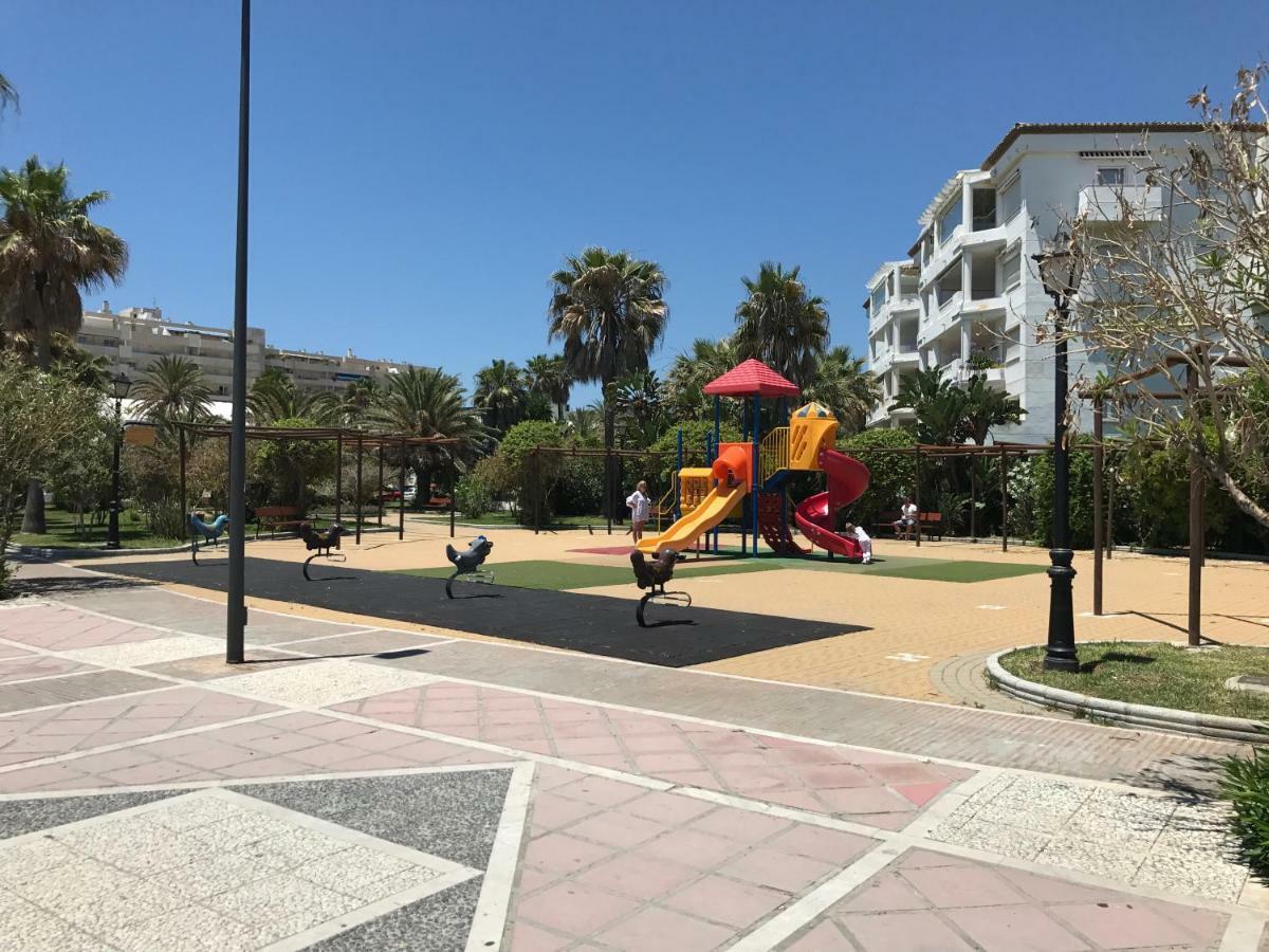 Marina Banus - Frontline Beach - Puerto Banus * Marbella